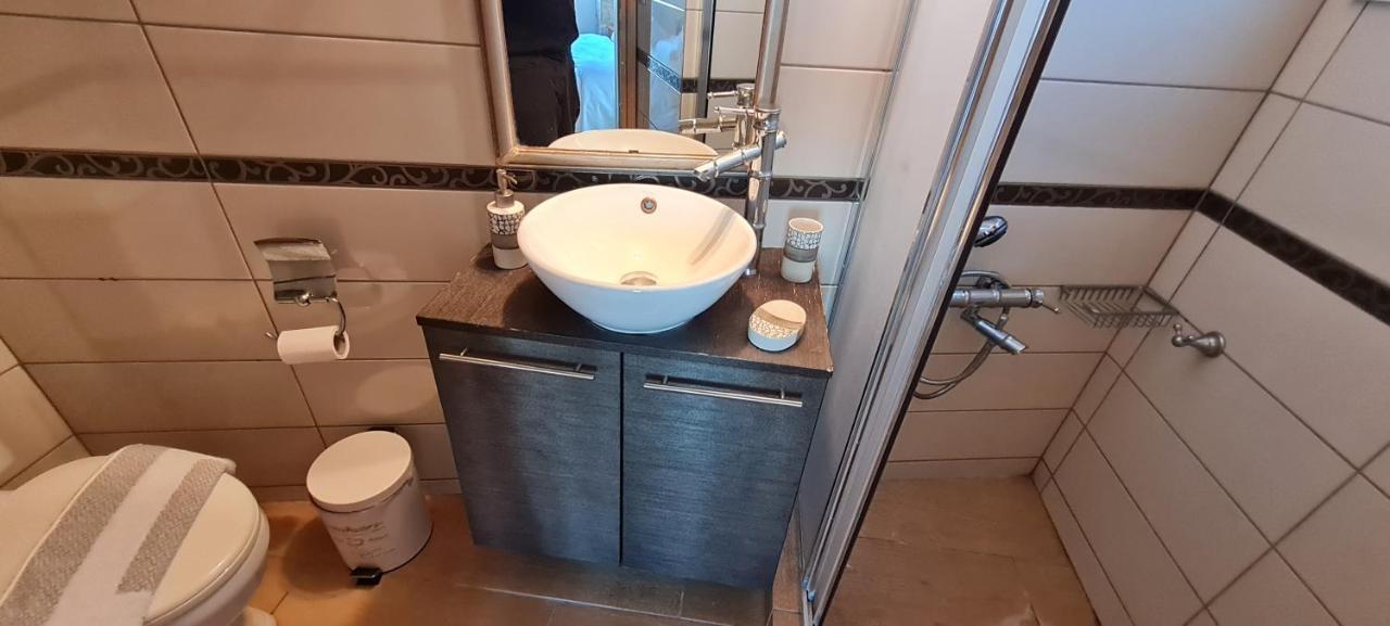 Holiday home πέτρα, ελιά και λεβάντα *